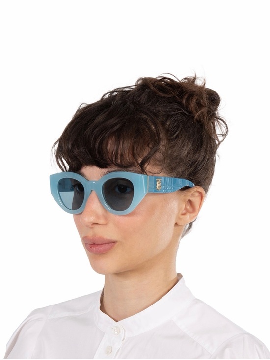 Burberry Meadow Blue Cat Eye Sunglasses, Retro Style, Luxury main image 8